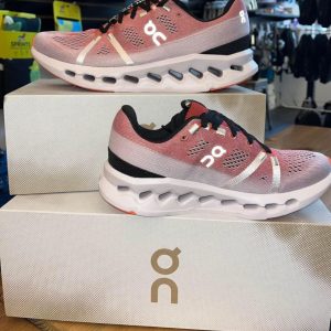 Cloud Nova Shoes Pallets