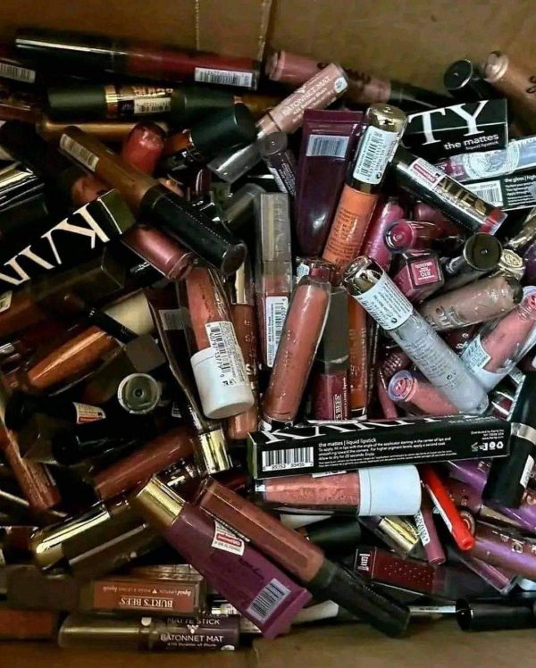Cosmetics and Makeup Pallets - Image 4