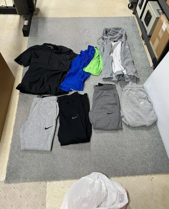Nike Clothes Pallets - Image 3