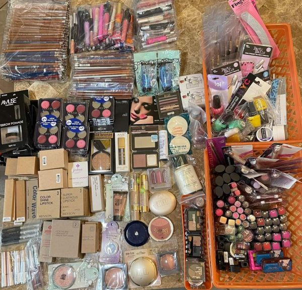 Cosmetics Pallets For Sale