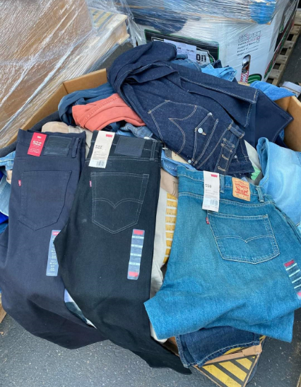 Levi Jeans 90s Pallets - Image 6