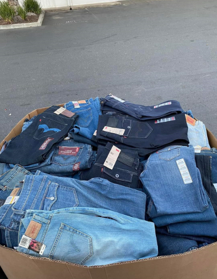 Levi Jeans 90s Pallets - Image 4