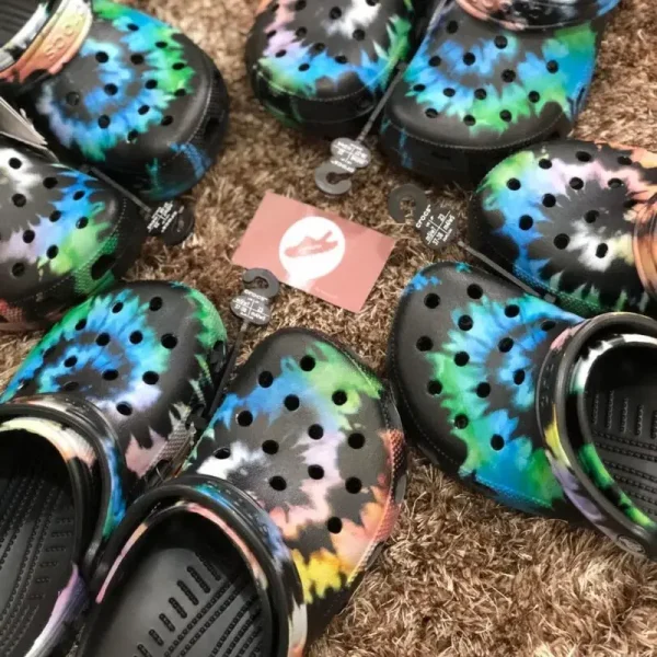 Wholesale Crocs Sandals Pallets - Image 4