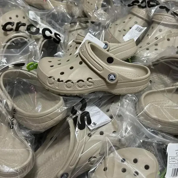 Wholesale Crocs Sandals Pallets - Image 10