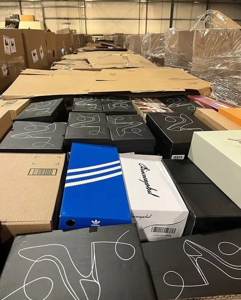 Mixed Shoes Liquidation Pallets - Image 3
