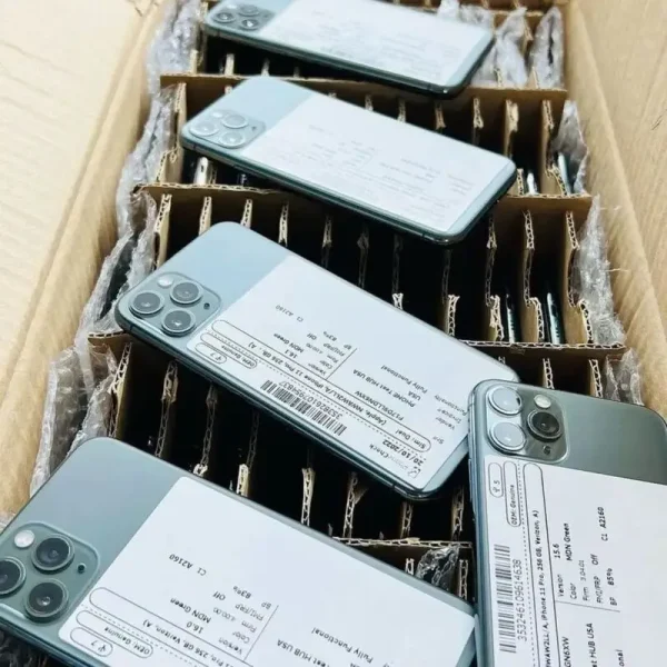 iPhone Pallets for Sale - Image 7
