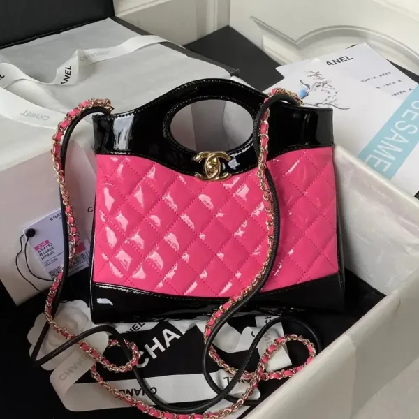 Luxury Handbag Pallets - Image 14