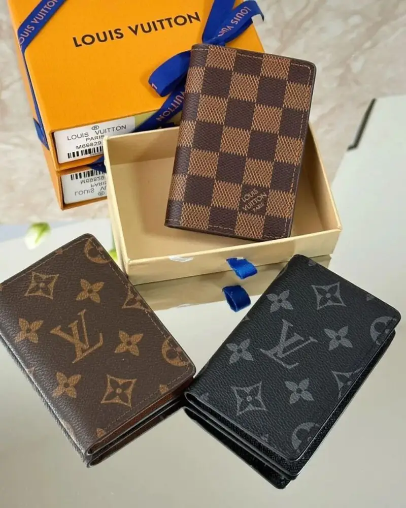 Louis Vuitton Wallet Pallets - Image 3