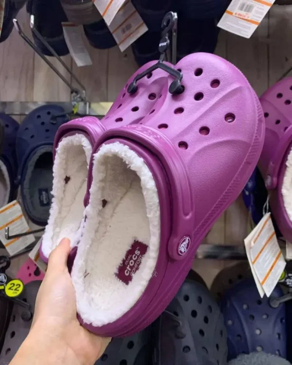 Wholesale Crocs Sandals Pallets - Image 18