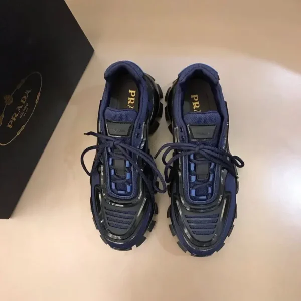 Prada Shoes Pallets - Image 4