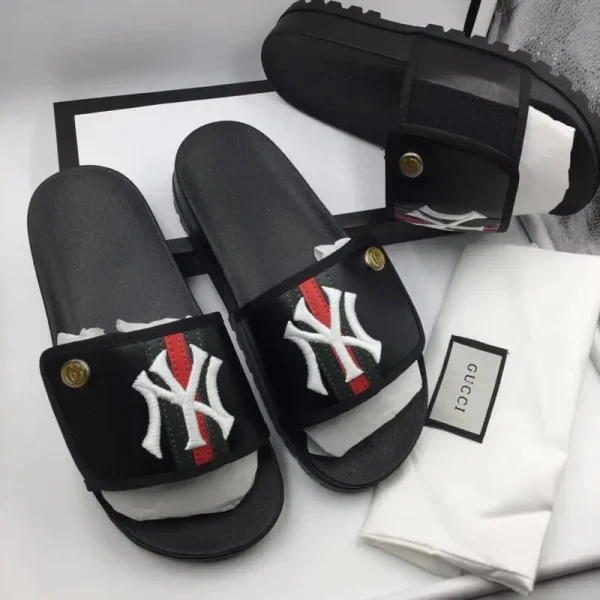 Gucci Slides Pallets - Image 7