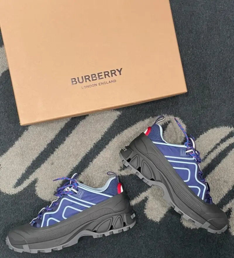 Burberry Shoes Pallets - Image 6