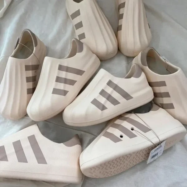 Adidas Shoes Pallets - Image 5